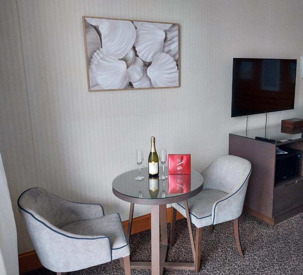 Luxury Privately Owned Ocean View Studio Apartments At O4Ks Gold Tower Голд-Кост Экстерьер фото